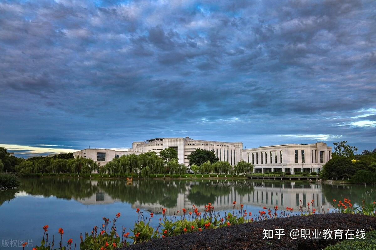 电子科技大学排名