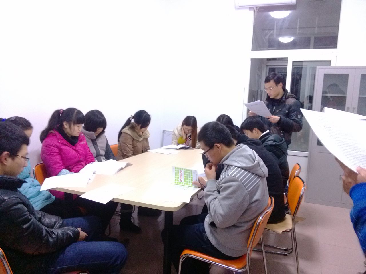 华中科技大学毕业证外壳