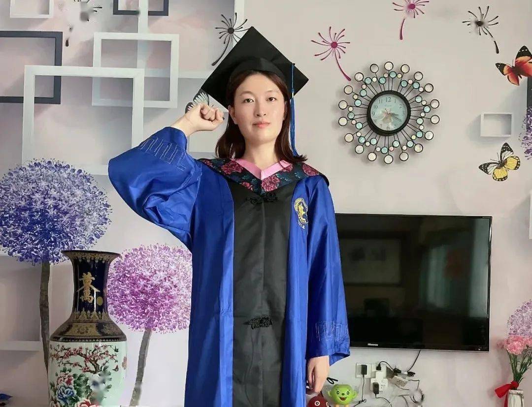 中央财经大学毕业证封面
