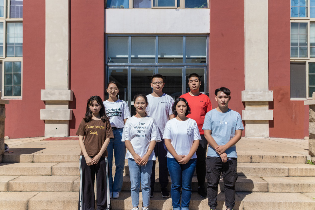 东北大学毕业证书图片